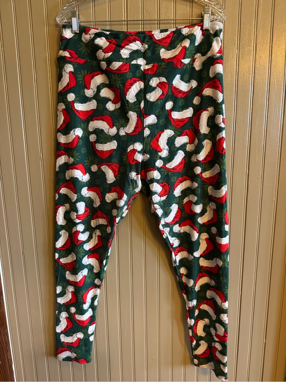 New LuLaRoe Green Holiday Santa Hat Leggings Christmas tall curvy
